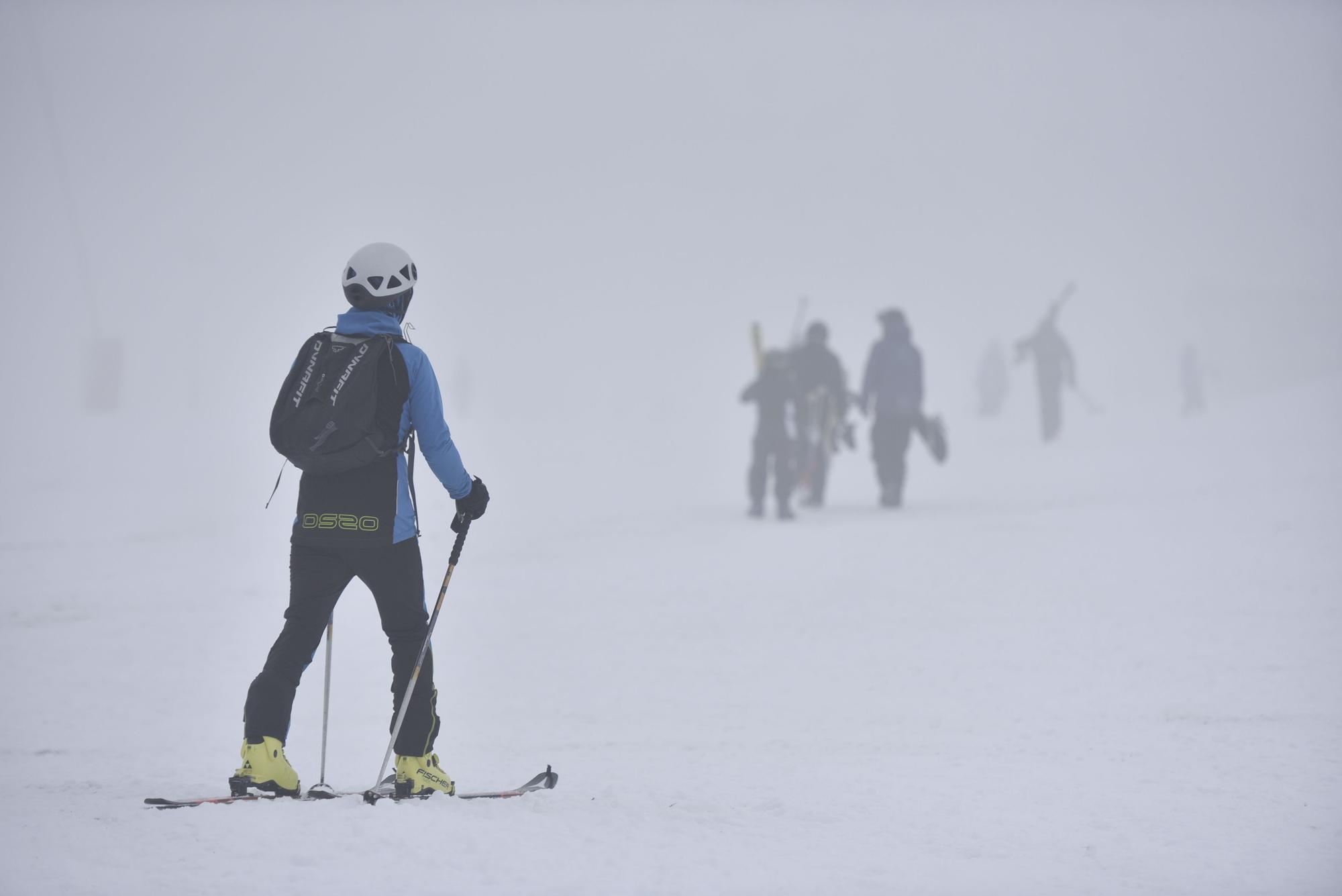 Traje entero para esquí - Cómo esquiar por primera vez