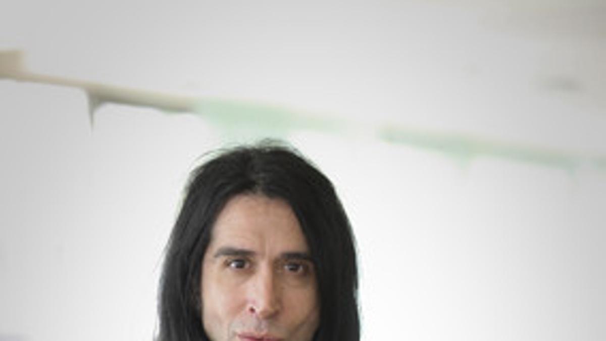 Mario Vaquerizo se pasa al punk rock de los Ramones
