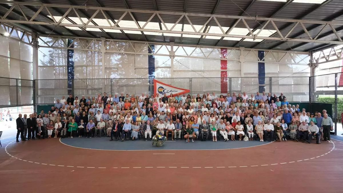 Multitudinario tributo a la fidelidad grupista: "Esta es vuestra segunda casa"