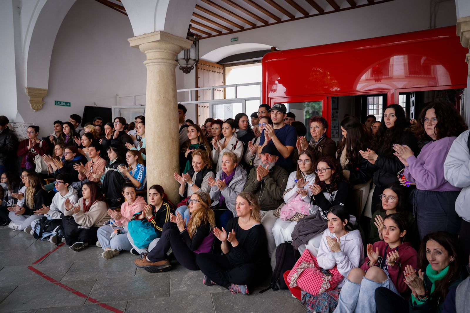 La ESAD celebra con una performance el 25N