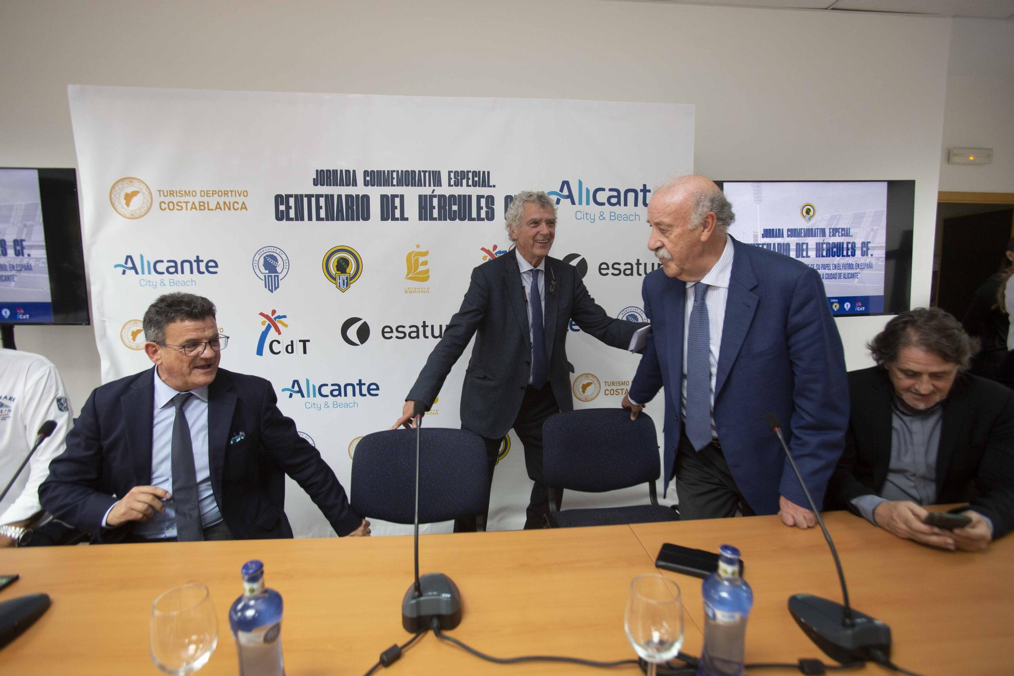 Vicente del Bosque participa en una jornada conmemorativa del Centenario del Hércules