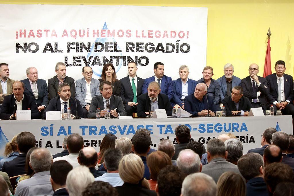 El acto del Scrats en Murcia contra el hachazo al Trasvase, en imágenes