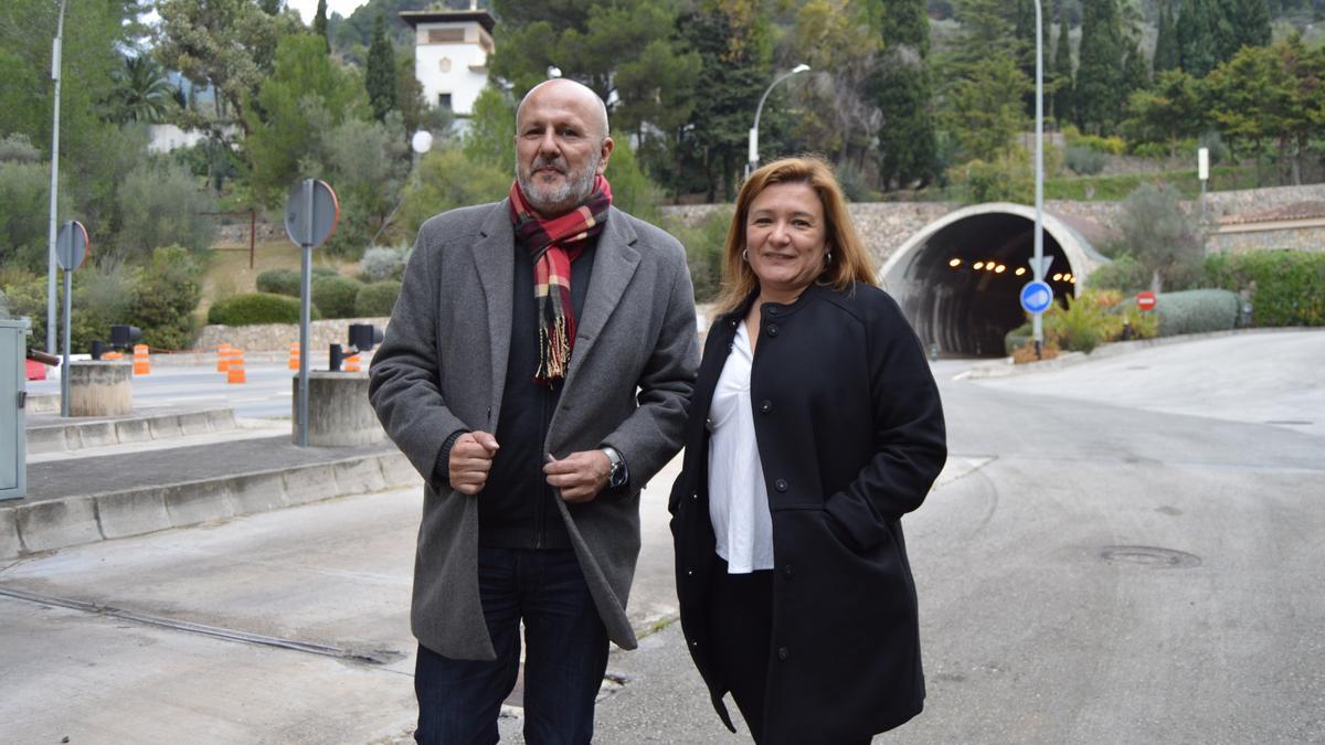 Miquel Ensenyat y Mercedes Garrido durante la valoración del primer año del rescate de la concesión del túnel de Sóller