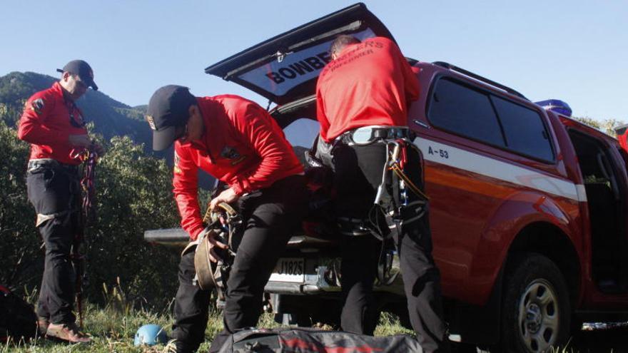 Un parapentista i un ciclista, ferits greus en accidents de muntanya