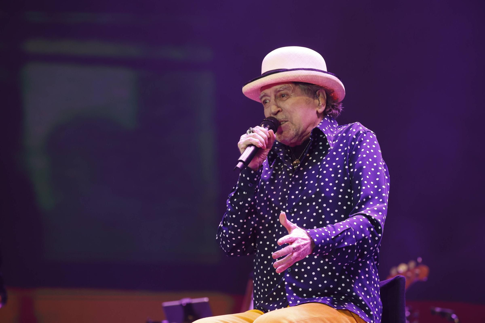 EN IMÁGENES | Gijón rinde homenaje a Sabina: de aquí a la eternidad