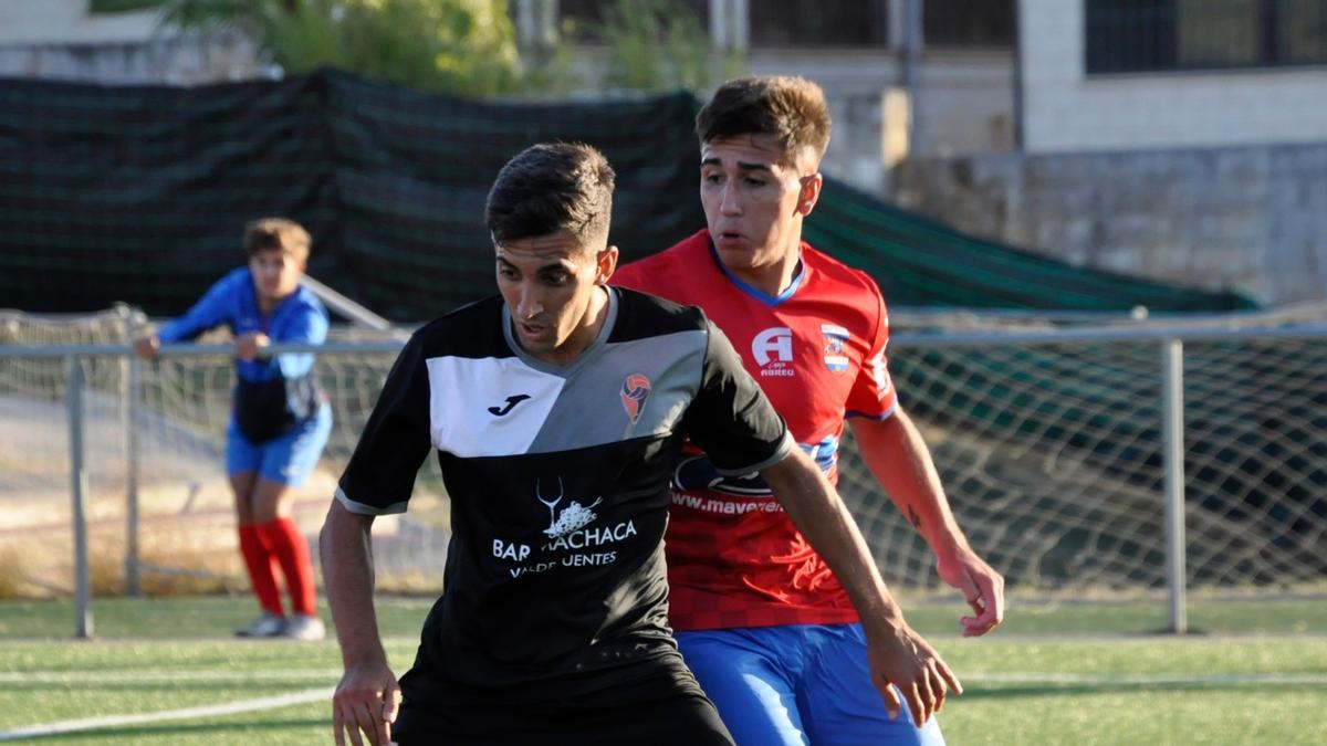 Acción de un partido entre el Valdefuentes y el Diocesano.