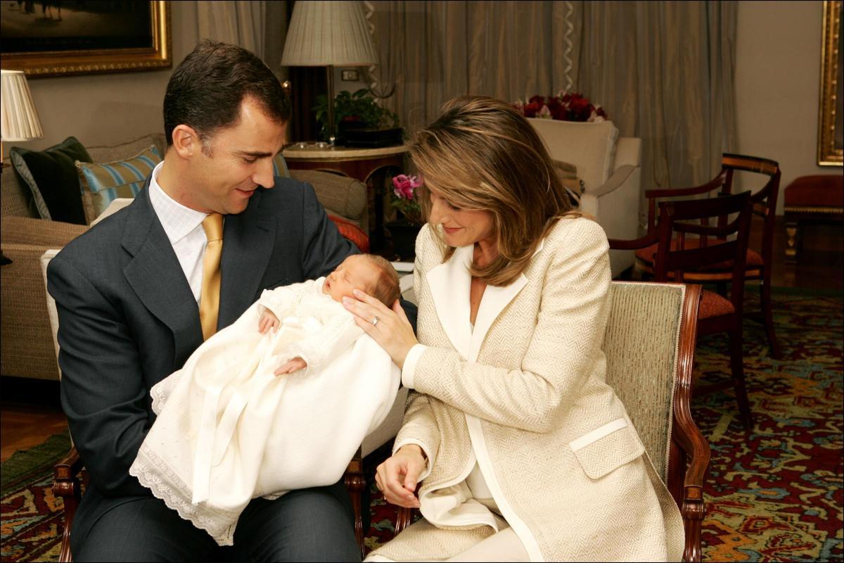 El 31 de octubre de 2005 nació su primera hija, la princesa Leonor