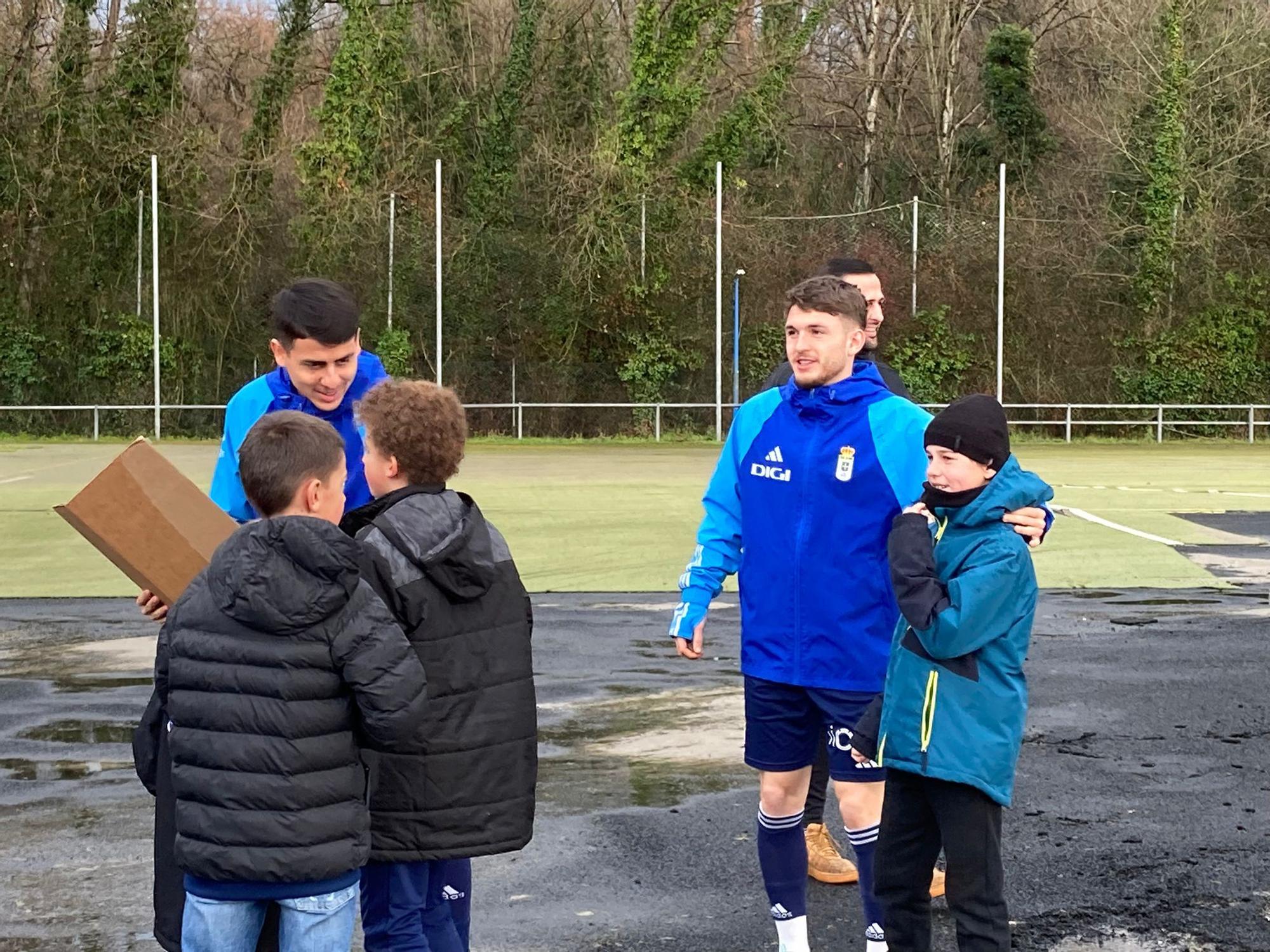 EN IMÁGENES: El Oviedismo inunda El Requexón en la previa de Reyes