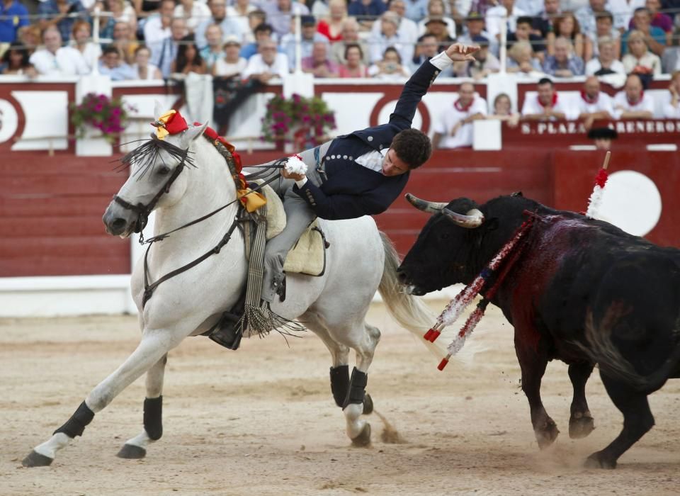 Rejoneo en la feria taurina de Begoña.