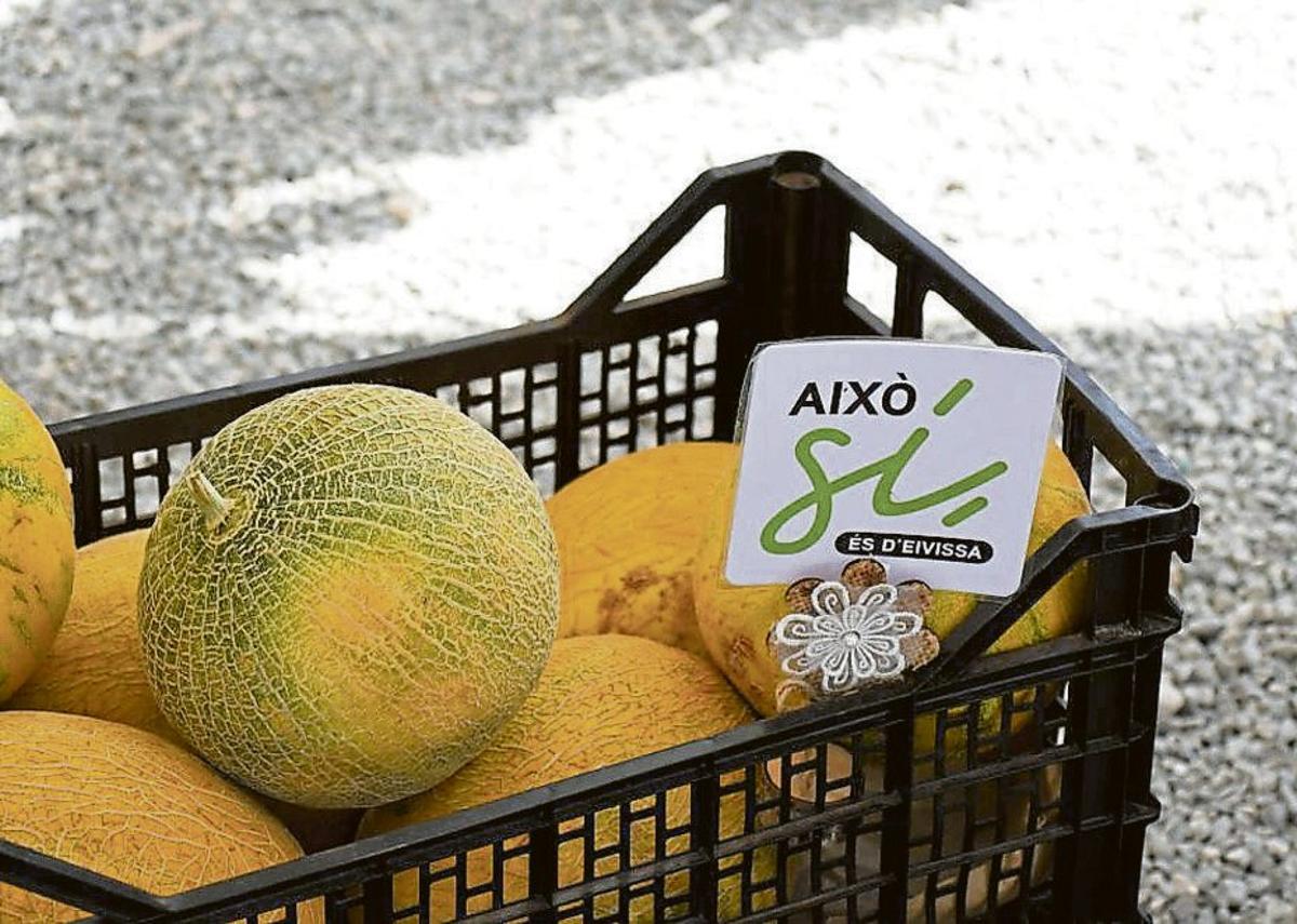 Consuming local produce also reduces climate impact. | MARIA MOLINA