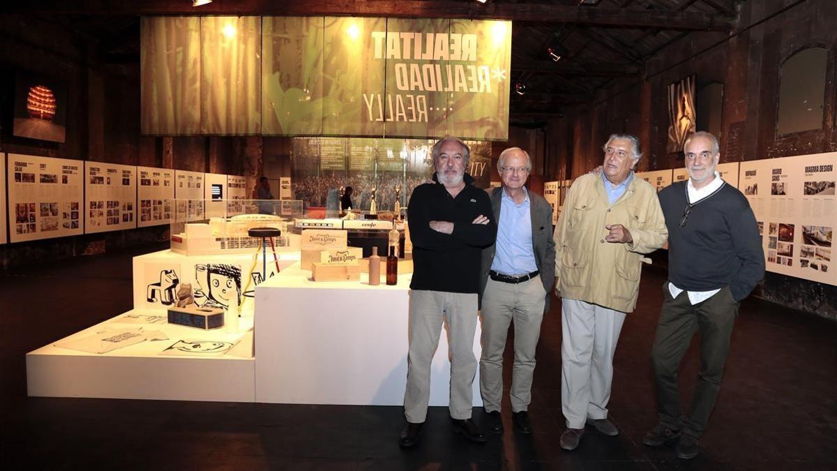 Fernado Salas, Antoni Clariana, Xavier Medina Campeny y Mario Sans, en la exposición de Palo Alto.