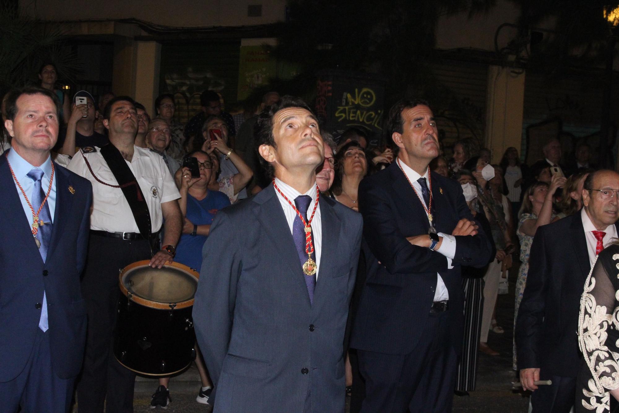 Carmen, Nerea, las cortes y las fallas de Zaidía acompañan al Cristo de la Fe