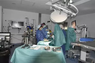 La lista de espera quirúrgica se eterniza en los hospital de Vinaròs y de la Plana