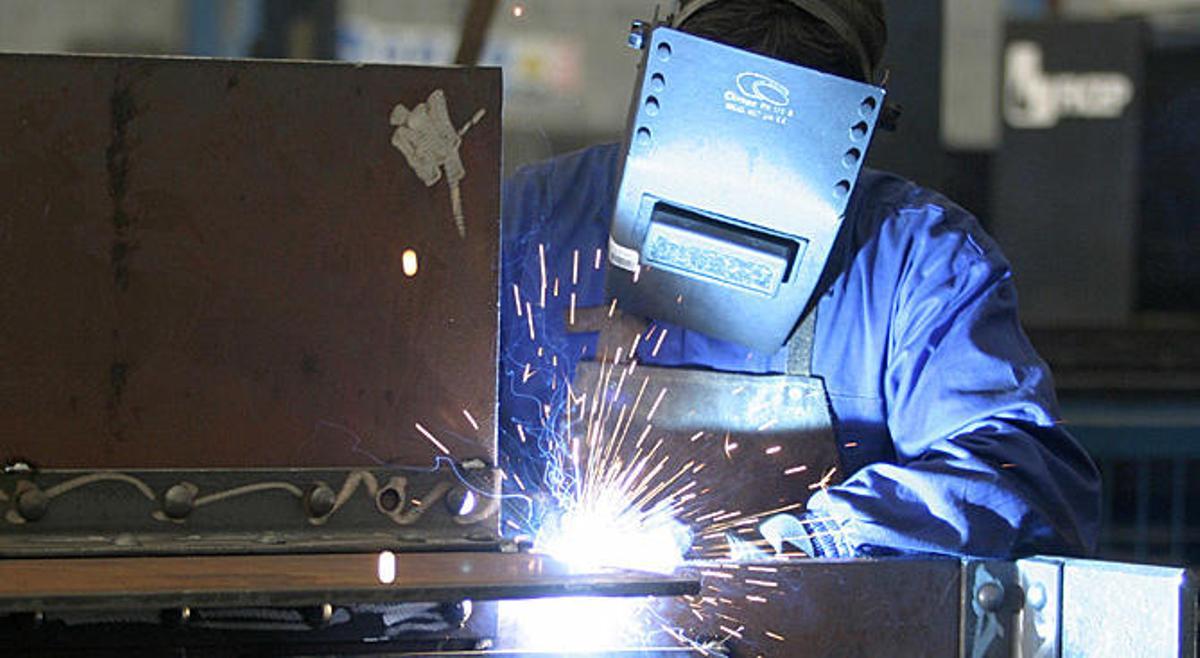 Golpe del virus a la industria asturiana, con la cuarta parte de su capacidad de producción parada