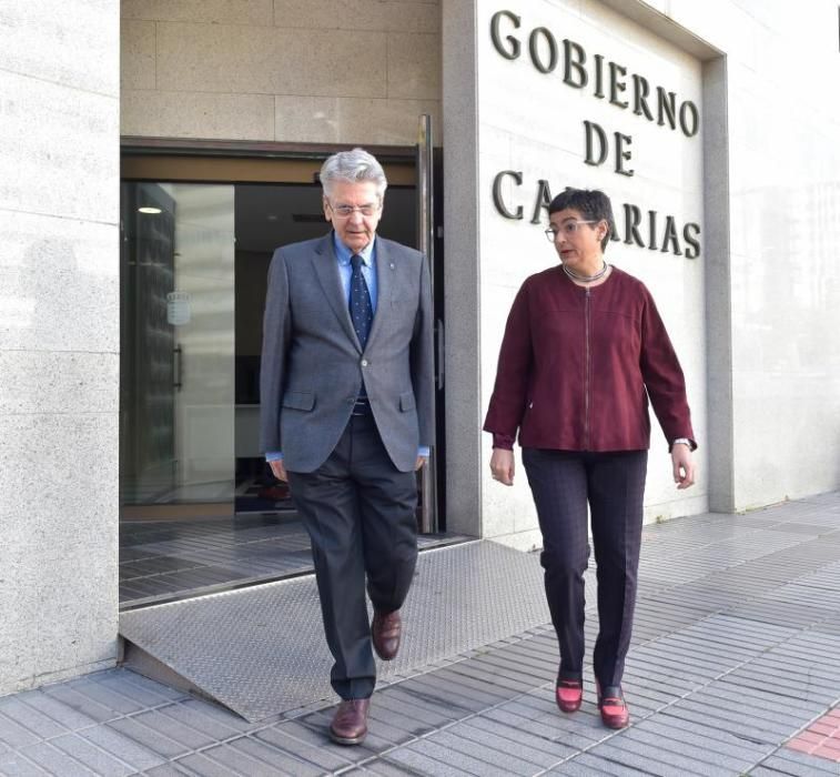 25-01-2020 LAS PALMAS DE GRAN CANARIA. Angel Víctor Torres, presidente de Canarias, recibe a la ministra de Asuntos Exteriores, Unión Europea y Cooperación, Aránzazu González Kaya  | 25/01/2020 | Fotógrafo: Andrés Cruz