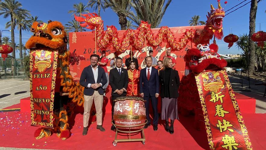 El alcalde de Elche viaja a China para cerrar alianzas económicas con Nansha