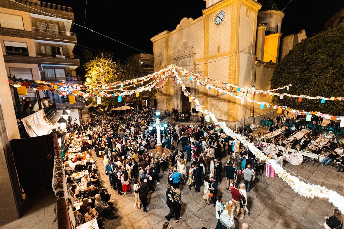 La jornada de clausura culminará con el Gran Baile del Farol en la plaza de España.