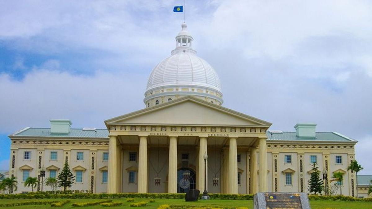 Nuevo Capitolio en Melekeok, la capital de Palaos Nuevo Capitolio en Melekeok, la capital de Palaos