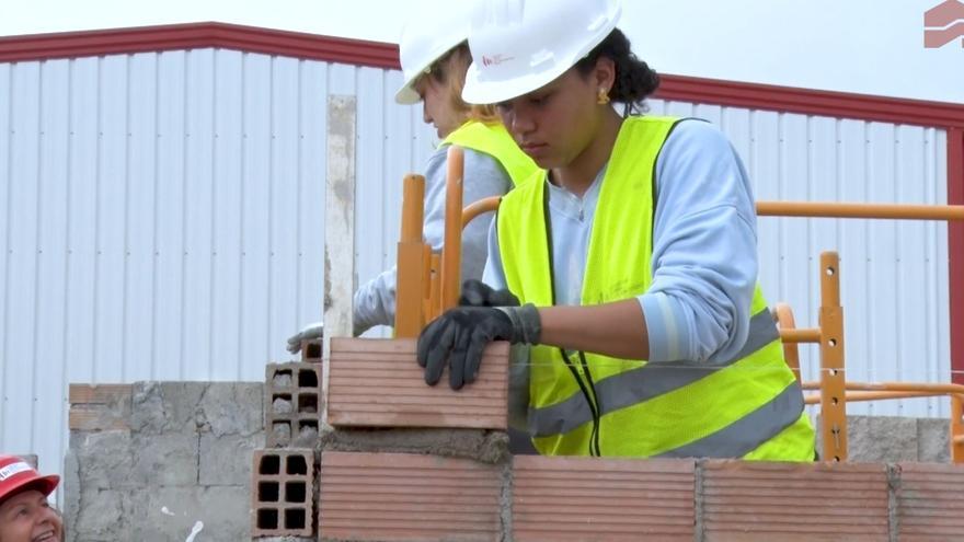 La Asociación de Constructores de Baleares lanza un vídeo para destacar la presencia de la mujer en un sector tradicionalmente masculinizado