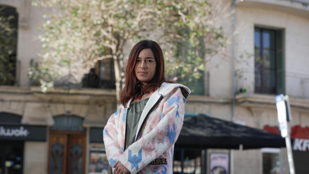 Maria Cristina Adrover, en la plaza de España de Palma.