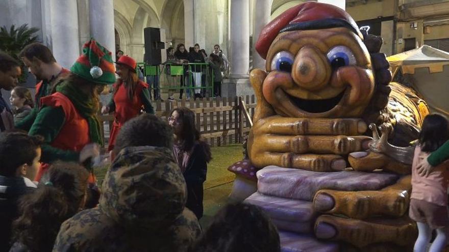 Tió de Nadal de Figueres.