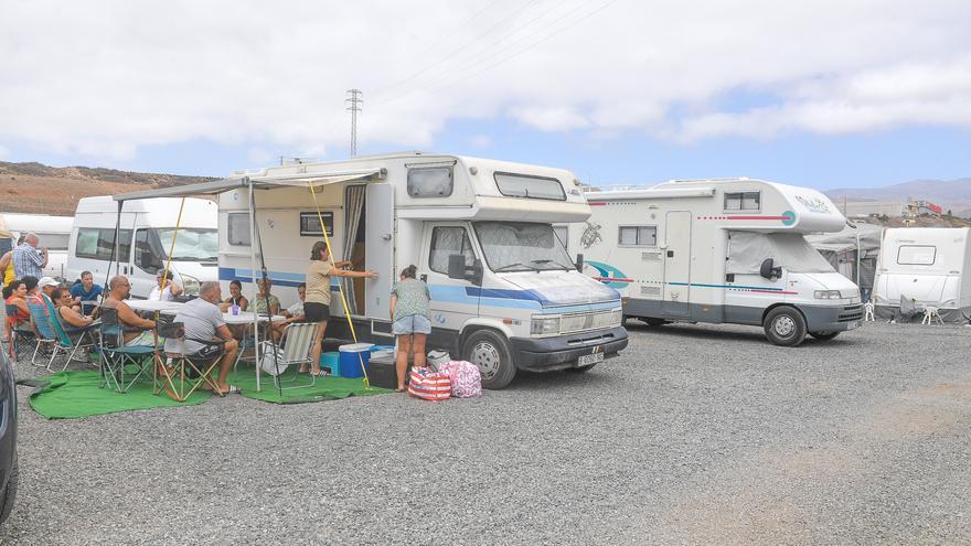 Adiós a la acampada salvaje: Canarias ordena el turismo itinerante