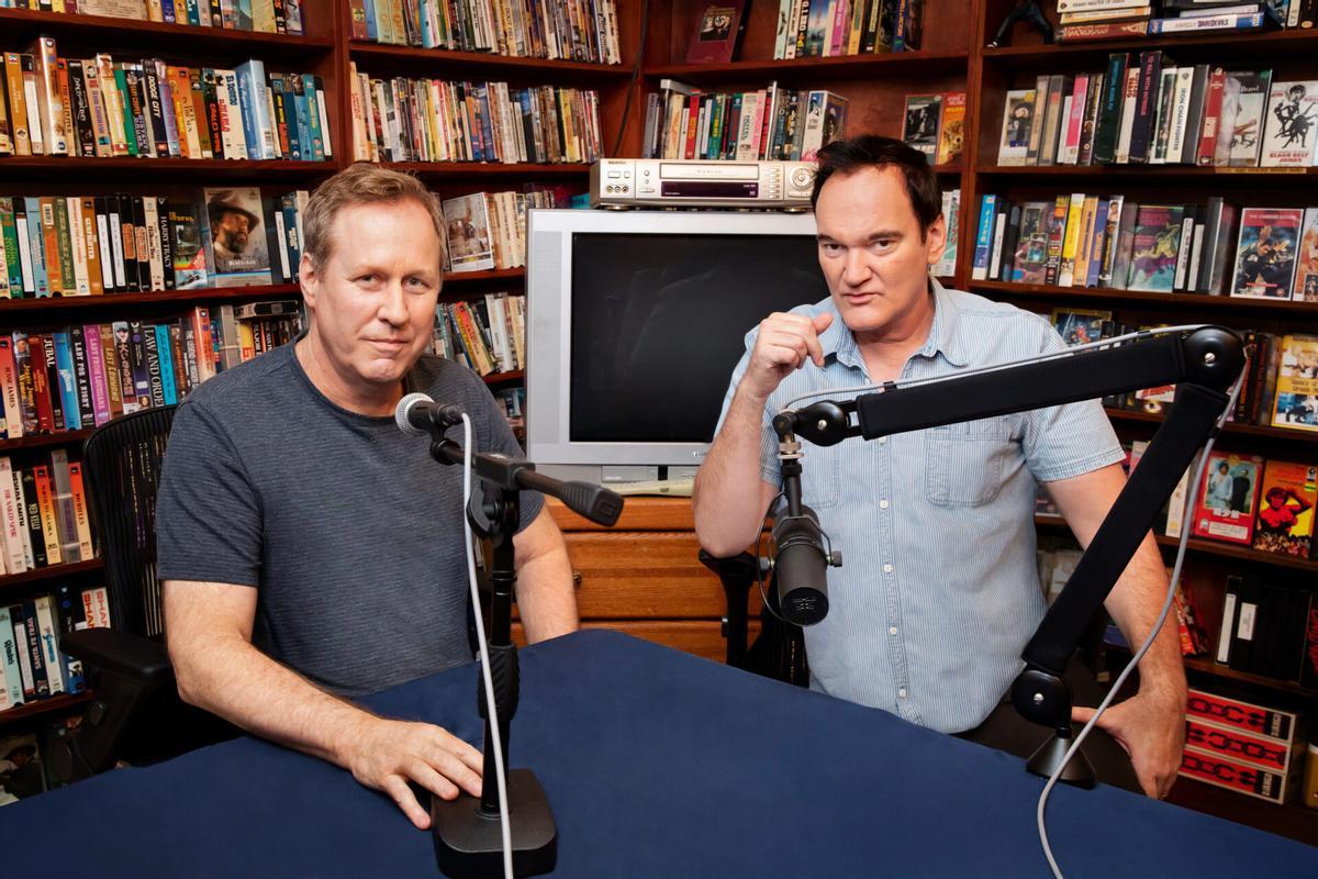 Roger Avary y Quentin Tarantino, grabando un capítulo del pódcast 'Video Archives'.