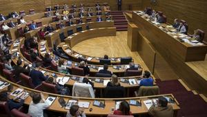 Pleno de Les Corts Valencianes que vota la propuesta de Compromís para instar al expresident de la Generalitat, Francisco Camps, a renunciar como miembro del Consell Jurídic Consultiu.