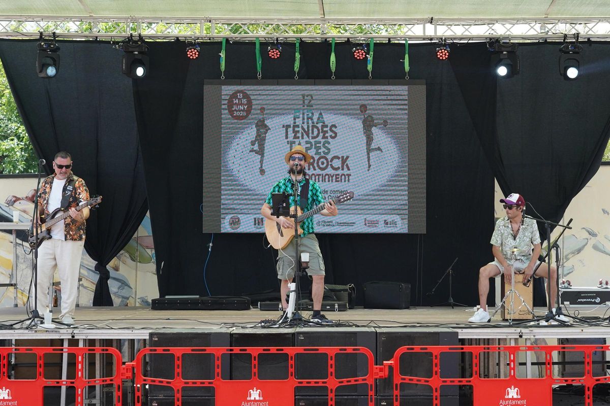 Actuación musical en el marco del evento del fin de semana en Ontinyent.