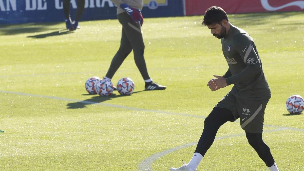 Diego Costa durante un entrenamiento con el Atlético