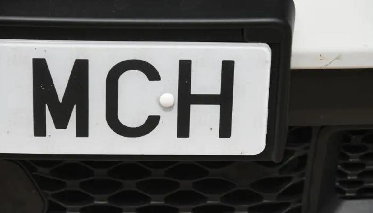 ¿Por qué las matrículas españolas nunca tienen vocal?