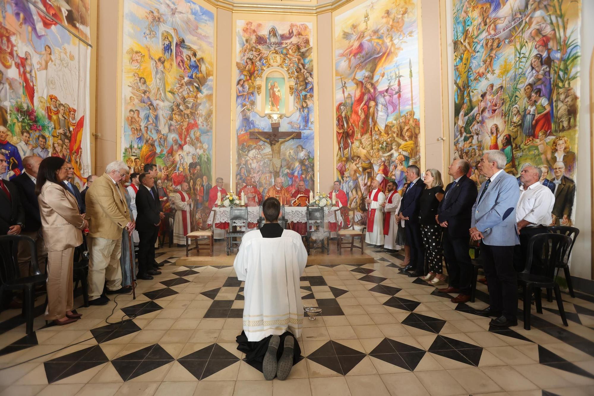 Fotos de la bendición de los frescos de José Torner en la ermita de Santa Bárbara de Burriana