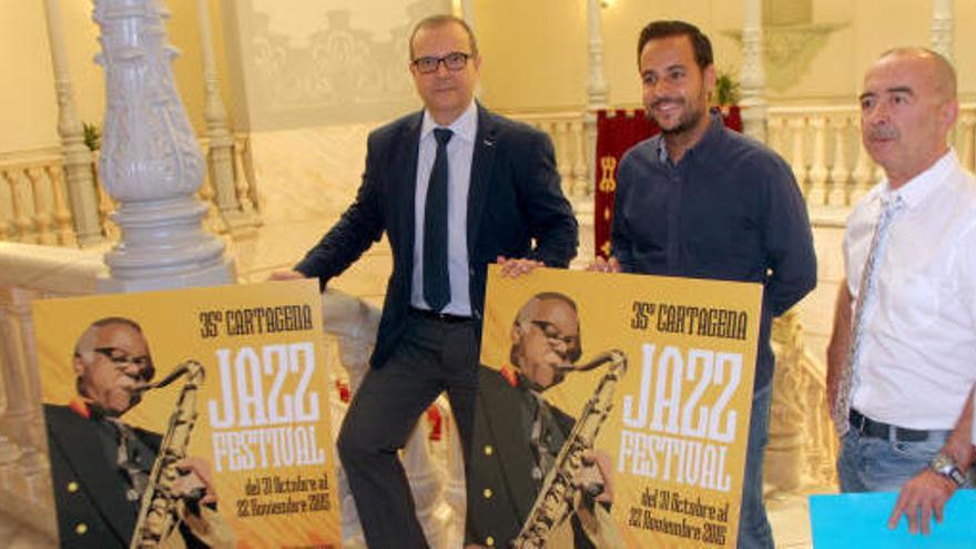 Los organizadores del concierto junto al director de LA OPINIÓN DE MURCIA, José Ángel Cerón, en la presentación del festival