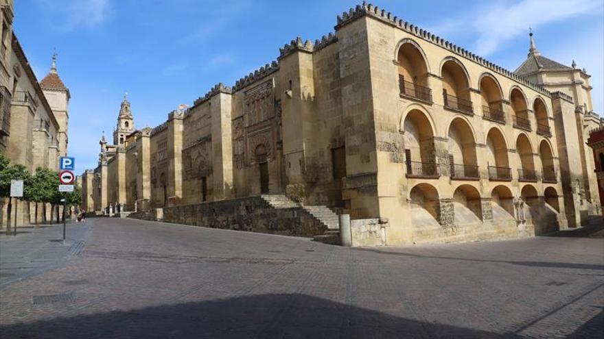 Coronavirus en Córdoba: el Cabildo dona 100.000 euros para material y garantiza sus 151 empleos