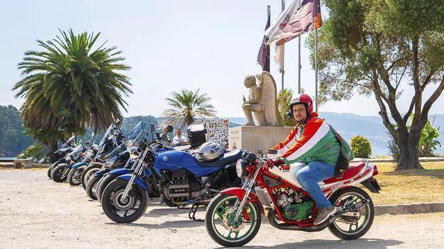 Poio se ha convertido durante tres días en una cita para los amantes de las motos.
