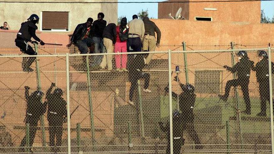 La prensa de Melilla pide que no se dificulte el trabajo en la valla