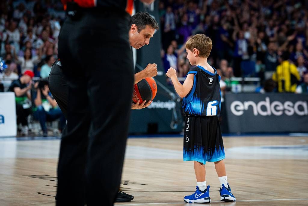 Las imágenes del Real Murcia-UCAM Murcia, primer partido de la final de la ACB