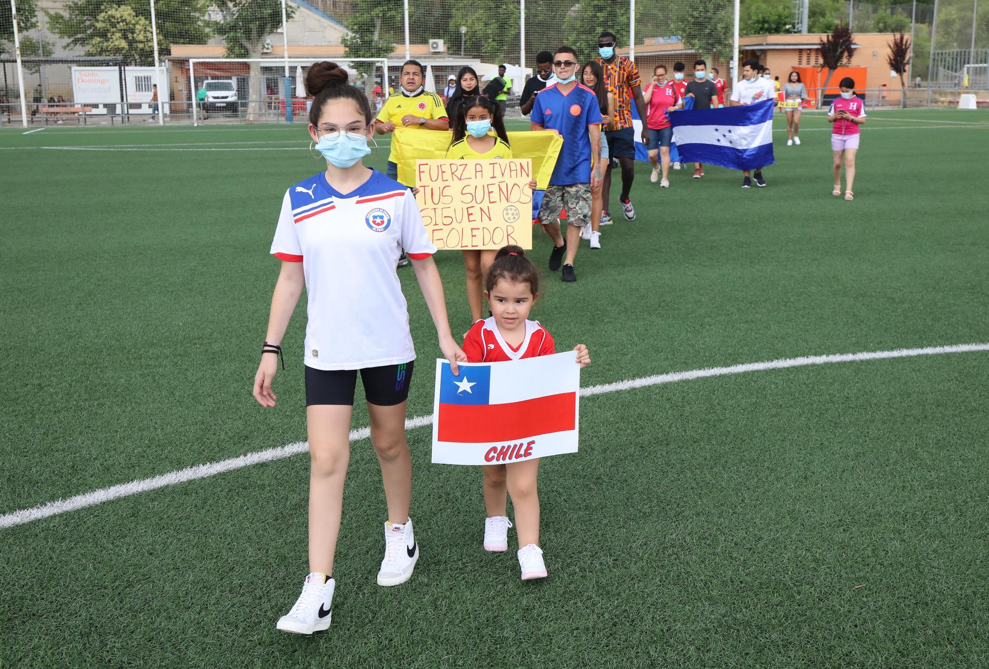 Mundialito de la Integración en el campo del Santo Domingo Juventud