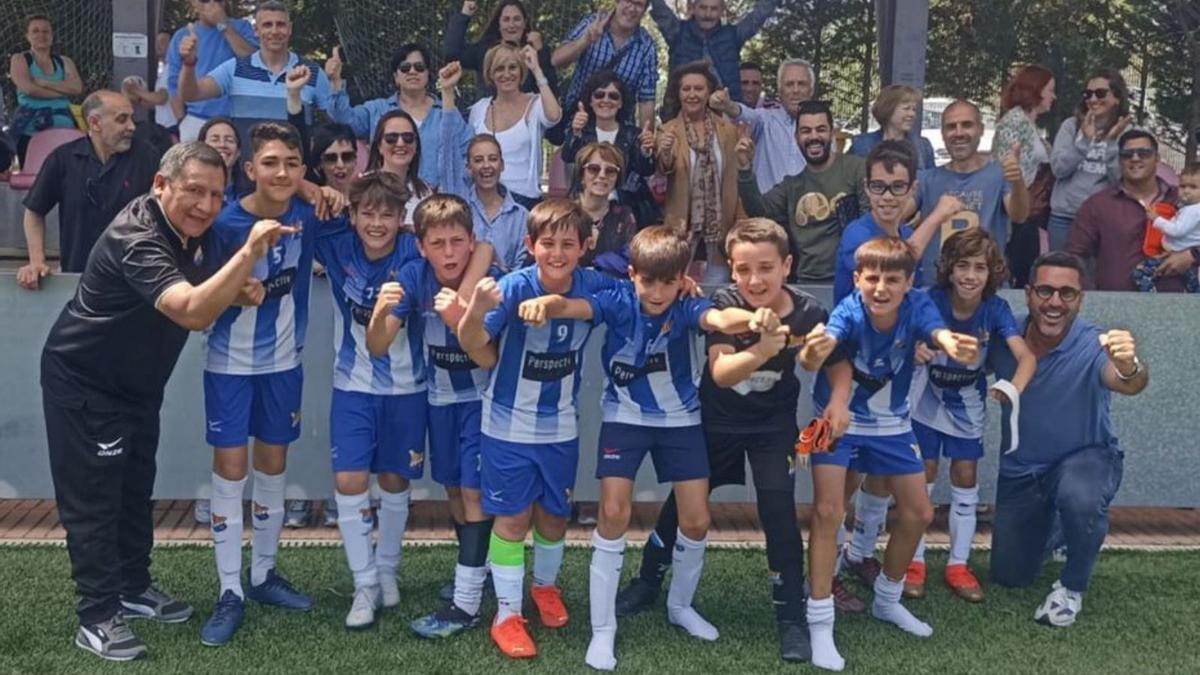 L’aleví F del Figueres, d’Eddy Hurtado, campió de Segona. | EMPORDÀ