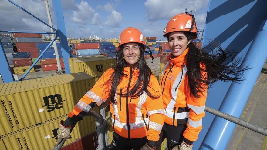 Mujeres estibadoras en el puerto de Las Palmas