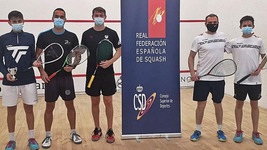 Integrantes del Club Squash Algemesí. | LEVANTE-EMV