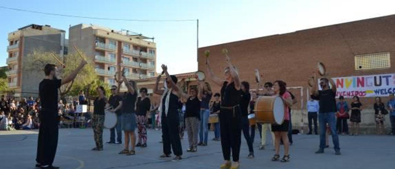 Educación cumple plazos en la Vall y el Eleuterio Pérez inicia las clases tras cambiar los falsos techos