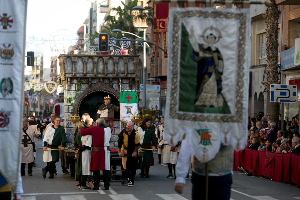 San Vicente celebra su entrada cristiana en las fiestas de Moros y Cristianos 2019