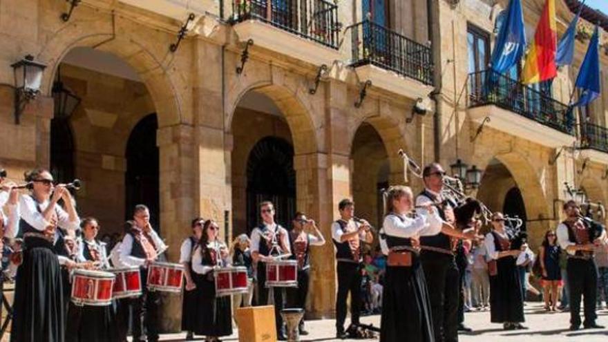 Gaitas con acento francés para el Oviedo antiguo