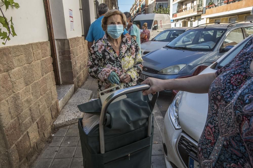 La necesidad desborda la Zona Norte de Alicante