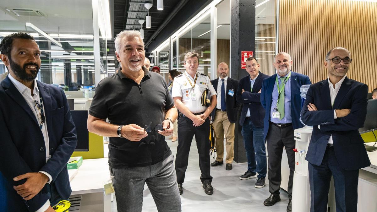 Binter inaugura las modernas oficinas del hangar de Binter Technic en Gran Canaria