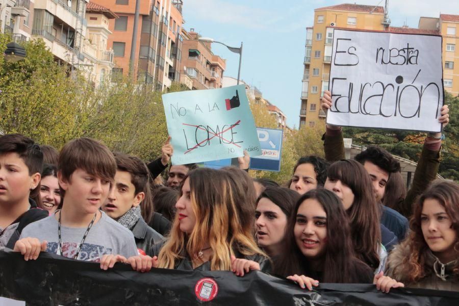 Manifestación contra la LOMCE en Zamora