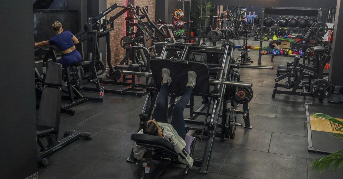 El Urban Gym, en el barrio de O Piñeiriño, ha sido el último gimnasio en abrir sus puertas. | IÑAKI AEÑA