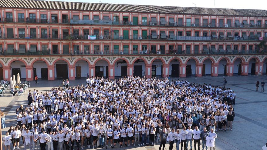 Cientos de alumnos toman Córdoba en la Yincana Matemática