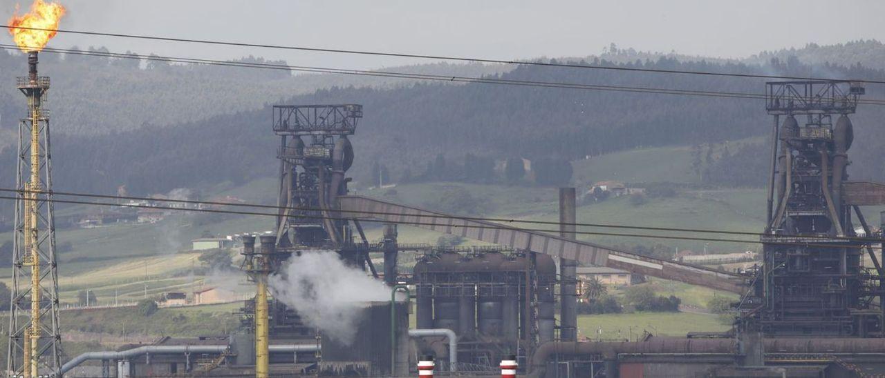 Hornos altos de ArcelorMittal en Gijón.